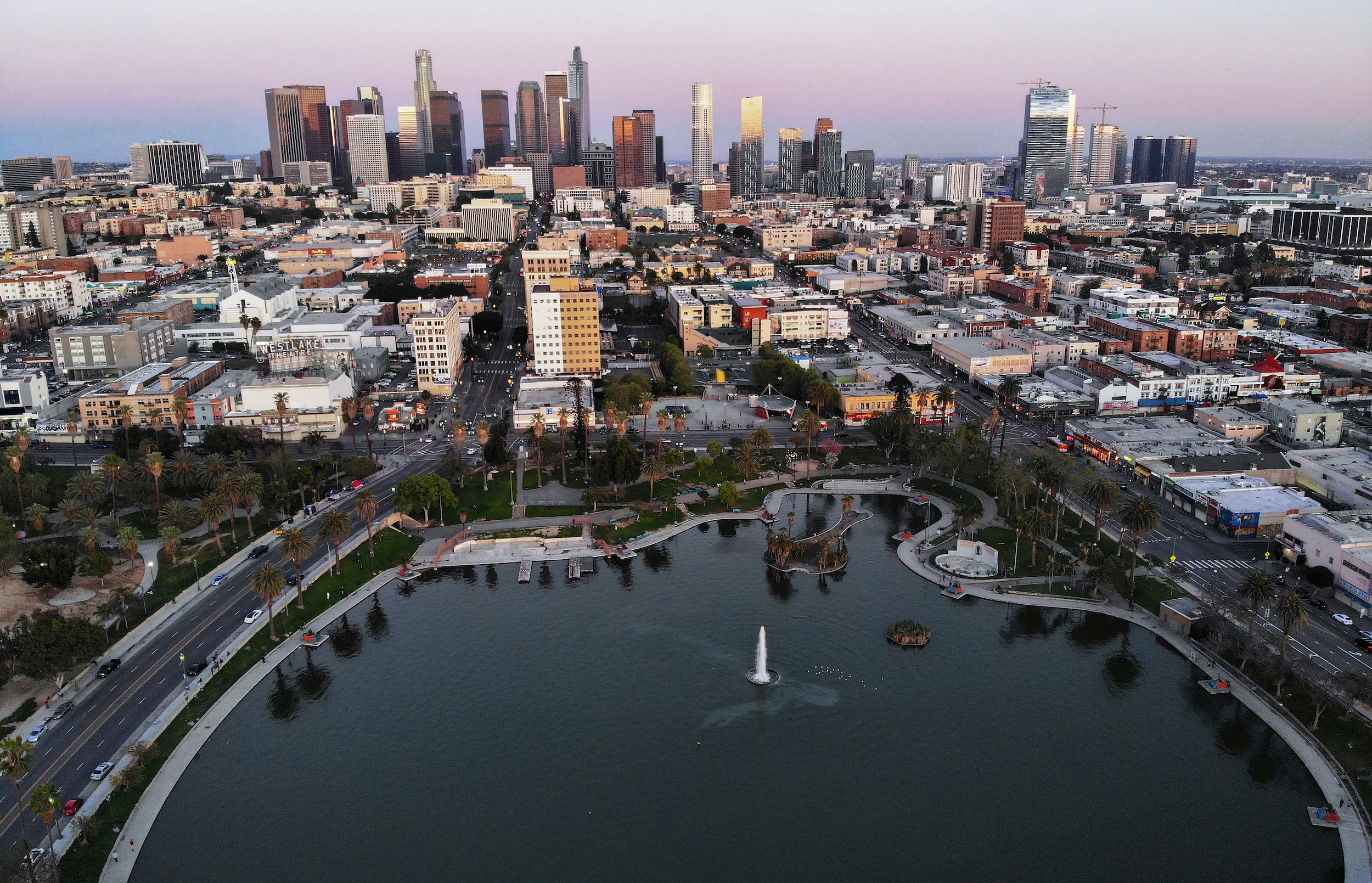 A view of the Los Angeles city skyline.